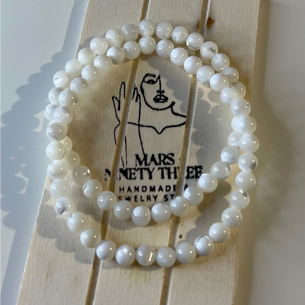 6MM MOTHER OF PEARL - Picture 3 of 7